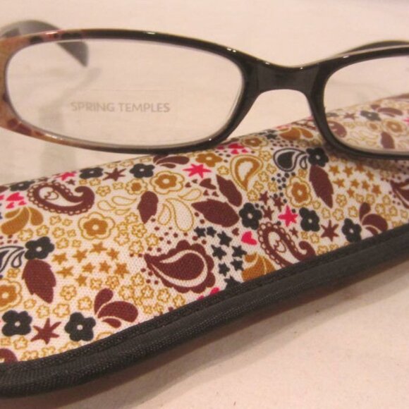 READING Glasses 1.25 45 w/ Spring temples and case NEW - Picture 1 of 5
